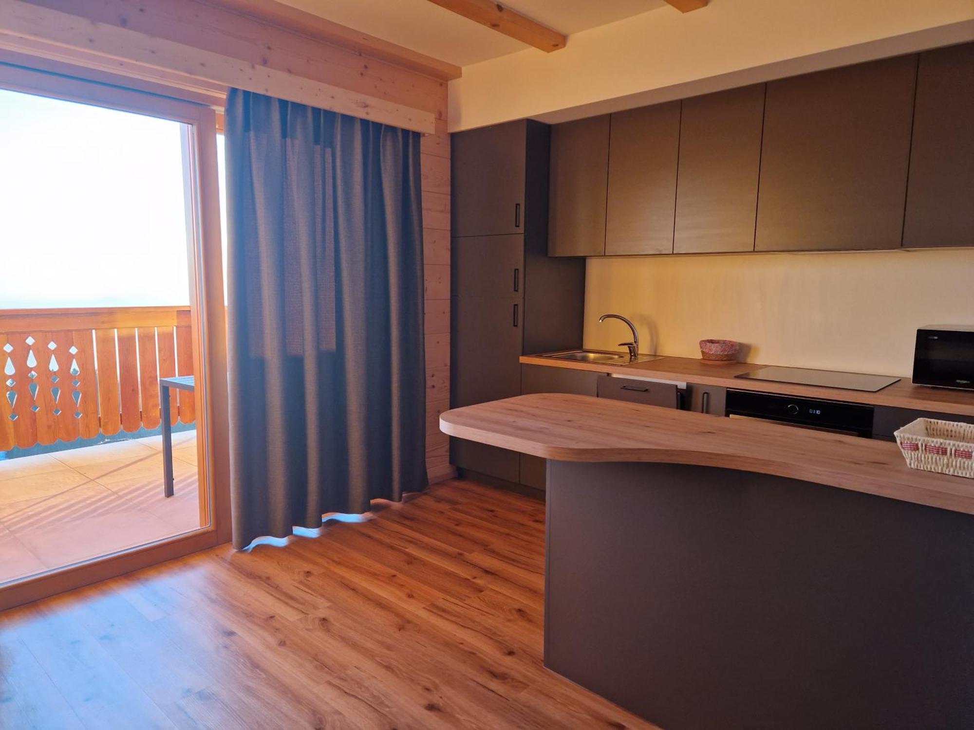 Guest House Pr Ambruzarju & Apartments Cerklje na Gorenjskem Habitación foto
